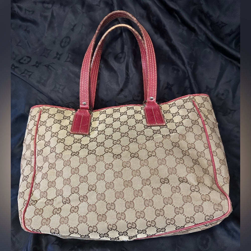 Gucci GG canvas tote
